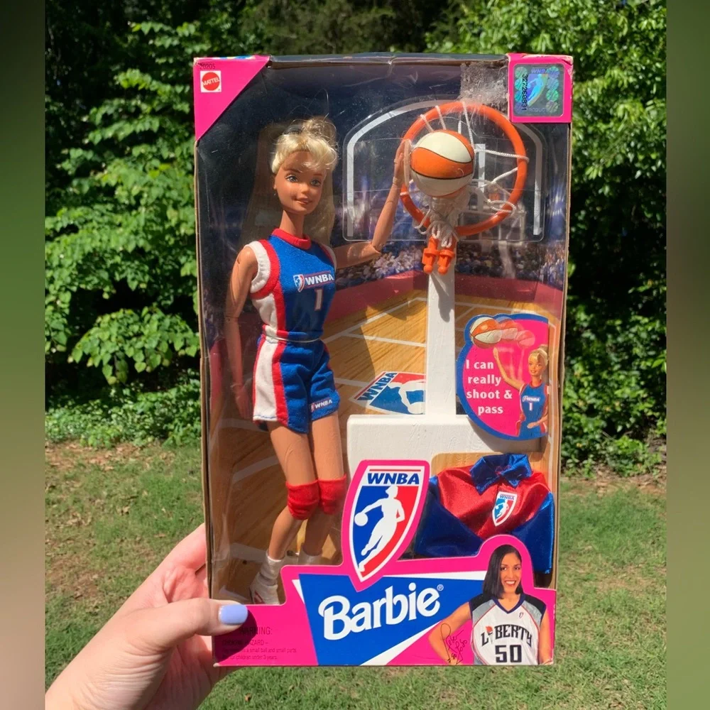 Vintage WNBA Barbie Doll - Picture 5 of 16